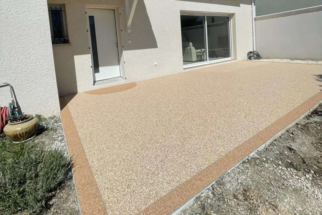 Terrasse moquette de pierre Auxerre